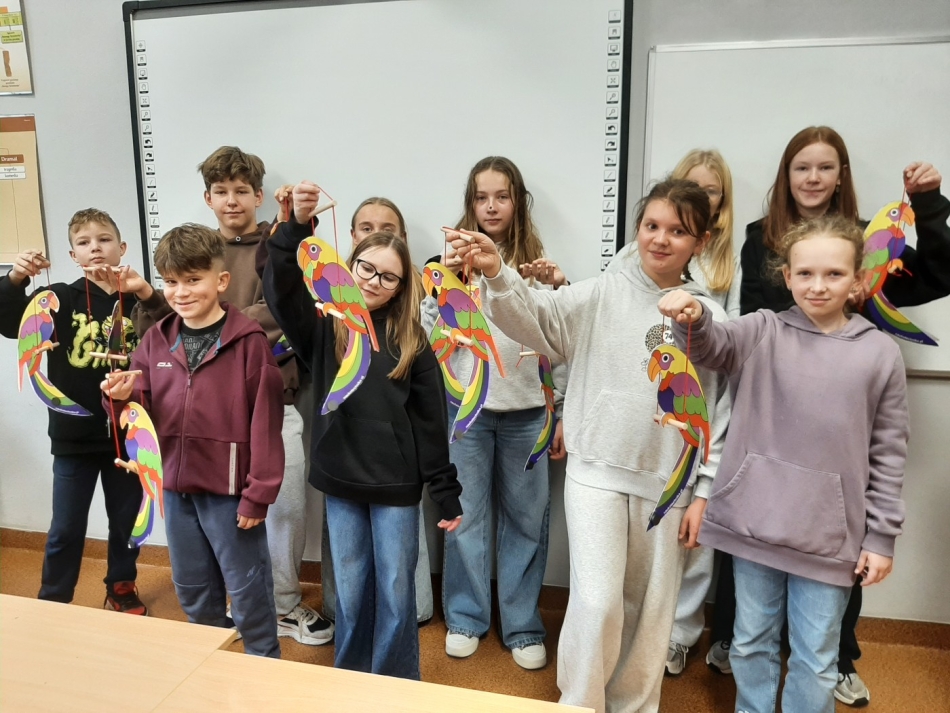 WARSZTATY BUDOWANIA ZABAWEK FIZYCZNYCH