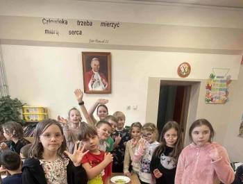 ,,Eksperymentuj z nami - świetlicowe laboratorium odkrywców