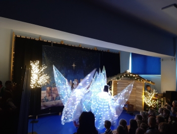 NIEZWYKŁE JASEŁKA KL. III ZROBIŁY NA WIDZACH OGROMNE WRAŻENIE - zdjęcie2