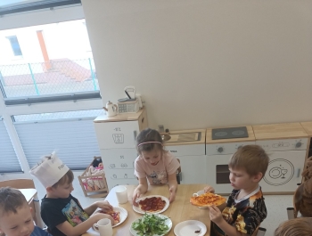 Dzień pizzy w przedszkolu - zdjęcie4