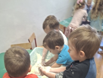 Kreatywne brudzenie- prowadząca Lucyna Dziergas - zdjęcie32