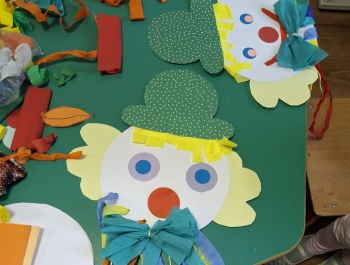 Kreatywne brudzenie- prowadząca Lucyna Dziergas - zdjęcie3