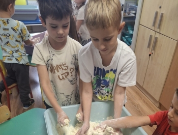 Kreatywne brudzenie- prowadząca Lucyna Dziergas - zdjęcie21