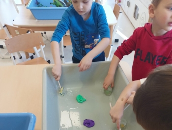 Dzień Dinozaura w przedszkolu  - zdjęcie14