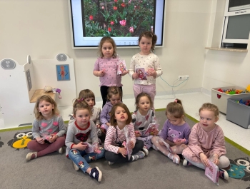 Dzień Kobiet w grupie najmłodszej. - zdjęcie1