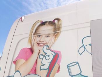 „Zdrowie i bezpieczeństwo przedszkolaków – wizyta DENTOBUSU oraz spotkanie z KRUS” - zdjęcie1