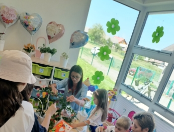 Dzień Matki w grupie Średniaków - zdjęcie6