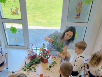 Dzień Matki w grupie Średniaków - zdjęcie8