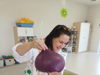 Warsztaty Slime w przedszkolu - zdjęcie1