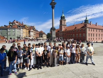 Wycieczka szkolna do Warszawy klas 4, 5 i 6. Dzień I - zdjęcie1