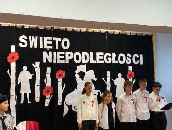 Akademia z okazji 11 listopada  - zdjęcie9
