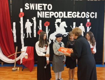 Akademia z okazji 11 listopada  - zdjęcie5