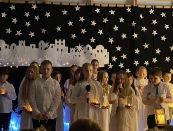 Magiczne Jasełka w Słotwinie – świąteczne chwile pełne wzruszeń - zdjęcie4