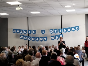 Dzień Babci i Dziadka w przedszkolu - zdjęcie 1