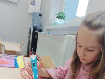 Walentynkowe zajęcia w grupie „0”  zdjęcie 1