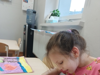 Walentynkowe zajęcia w grupie „0”  zdjęcie 2