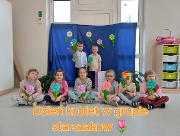 Dzień kobiet w grupie Starszaków 7