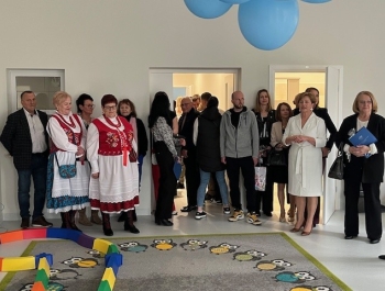 Nowy rozdział w edukacji – otwarcie przedszkola i boiska w Słotwinie. - zdjęcie22