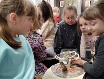 Klasa I i II w świecie książek i niesamowitych skarpetek… - zdjęcie18