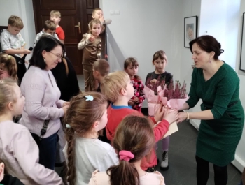 Klasa I i II w świecie książek i niesamowitych skarpetek… - zdjęcie22