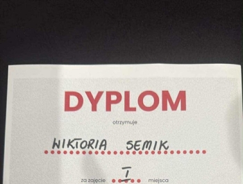 Sukces naszych uczennic w XXV Przeglądzie Pieśni Patriotycznej im. M. Papiurek! - zdjęcie2